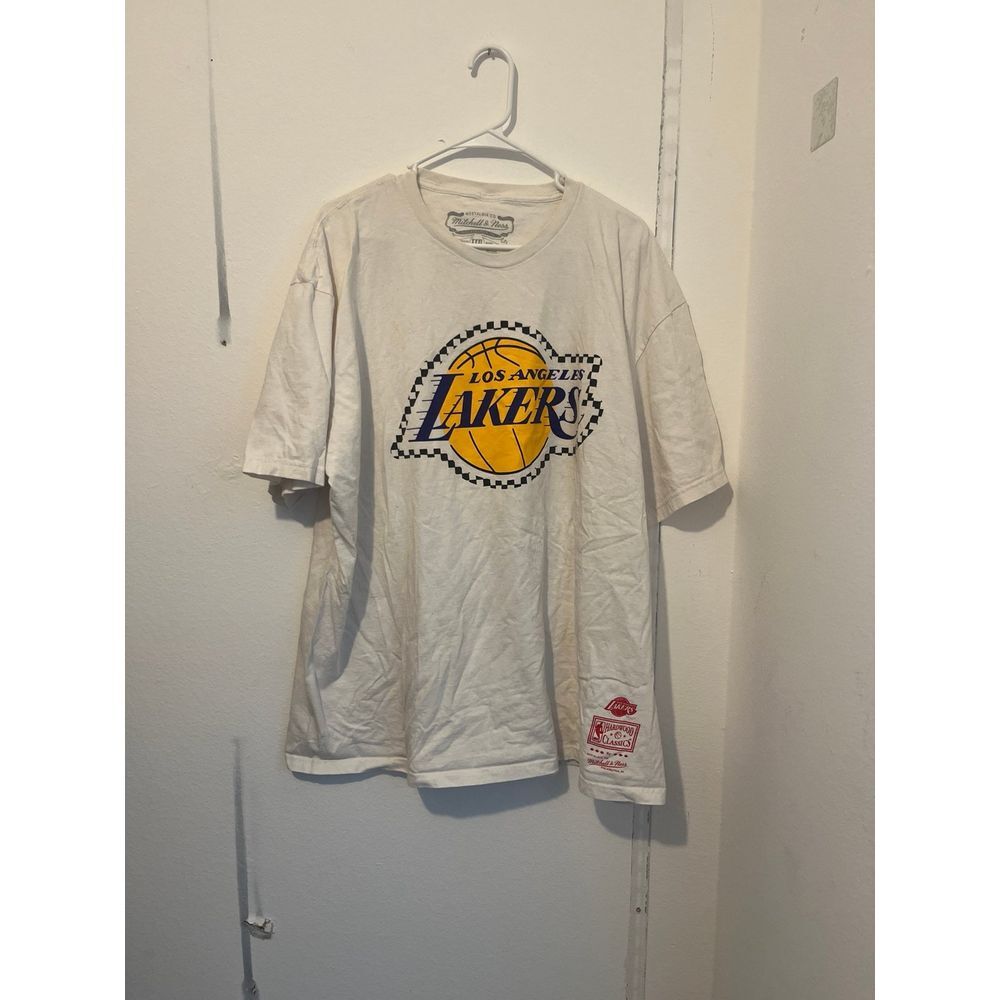 Lakers shirt